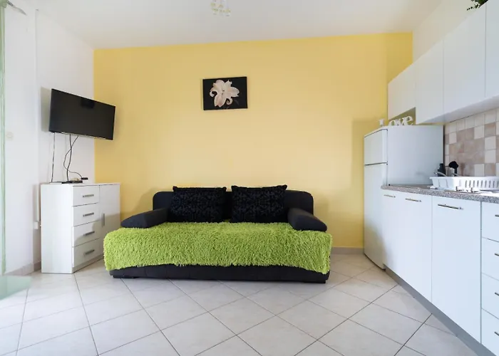 Lägenhet Adriatic Guest House Milic