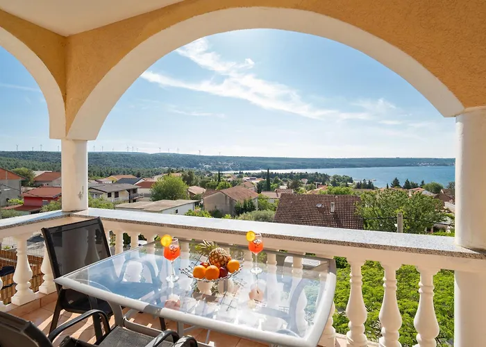 Adriatic Guest House Milic * 고르니 카린